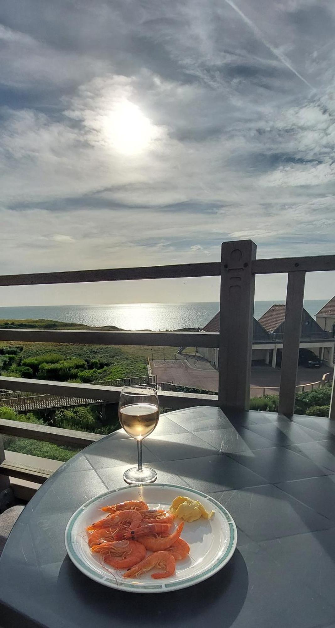 Le 246 - Duplex Face A La Mer Pour 4 Personnes, Wifi, Tv Full Sat, Parking Wimereux Eksteriør billede